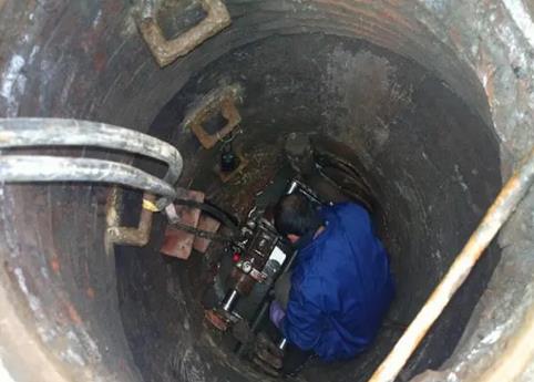 保定曲阳抽化粪池公司为您分享下管道非开挖修复技术的工艺流程和操作规范